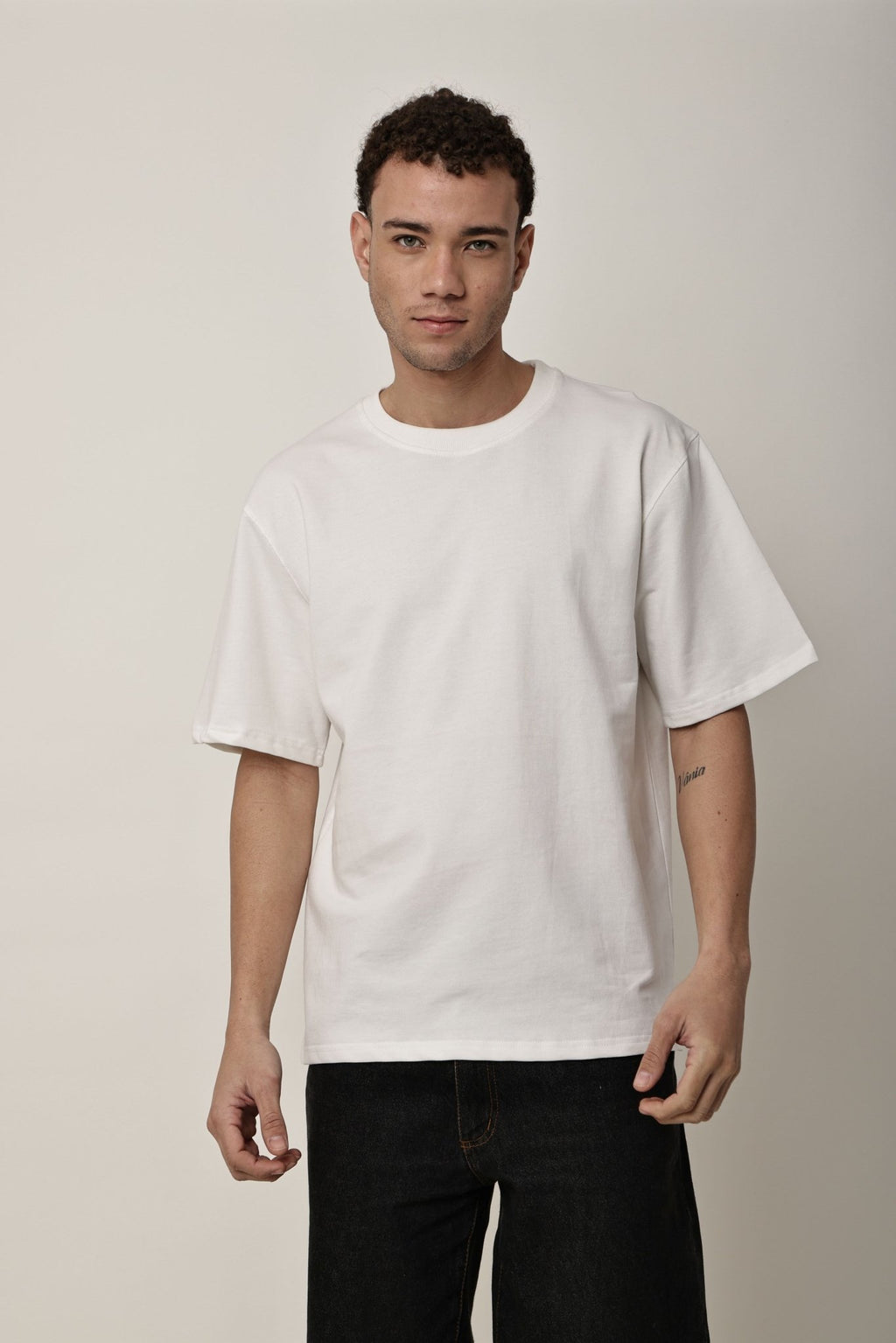 White Solid MENS Oversized T-Shirt - GRAVELLO