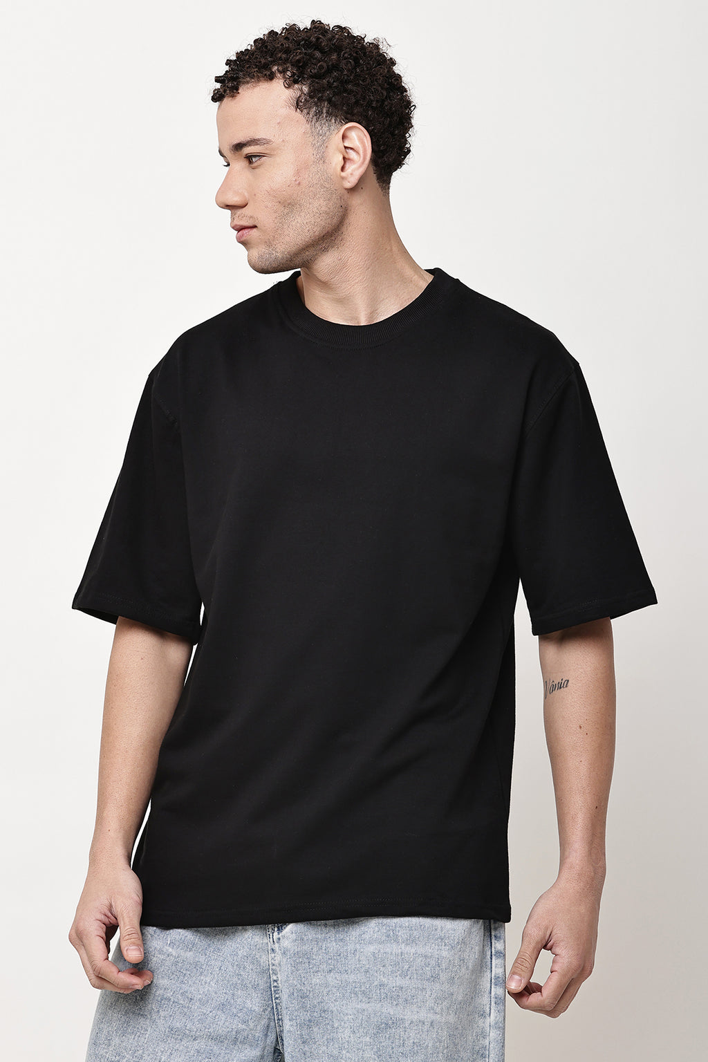 Black Solid MENS Oversized T-Shirt - GRAVELLO