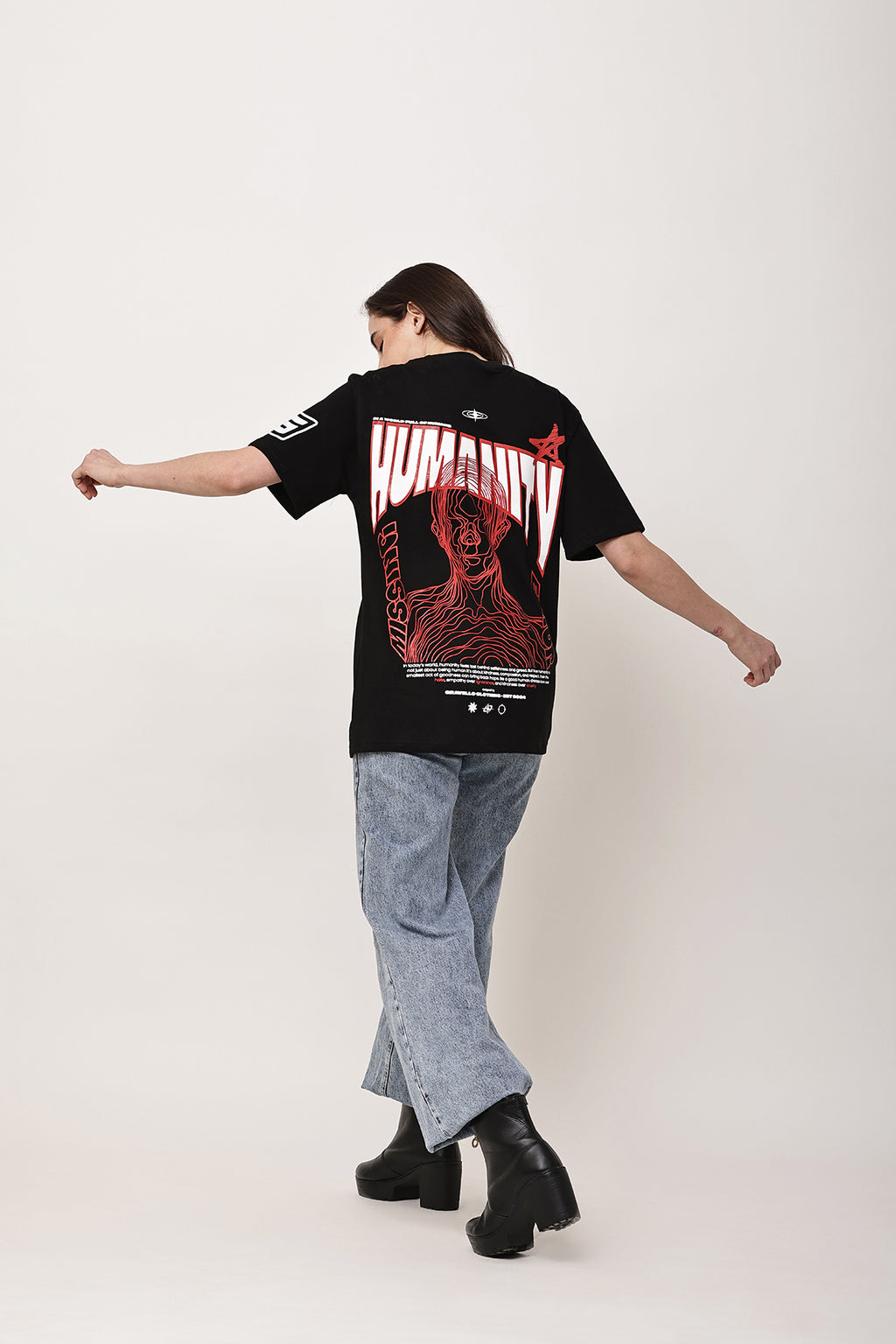 HUMANITY Oversized WOMENS T-Shirt - GRAVELLO