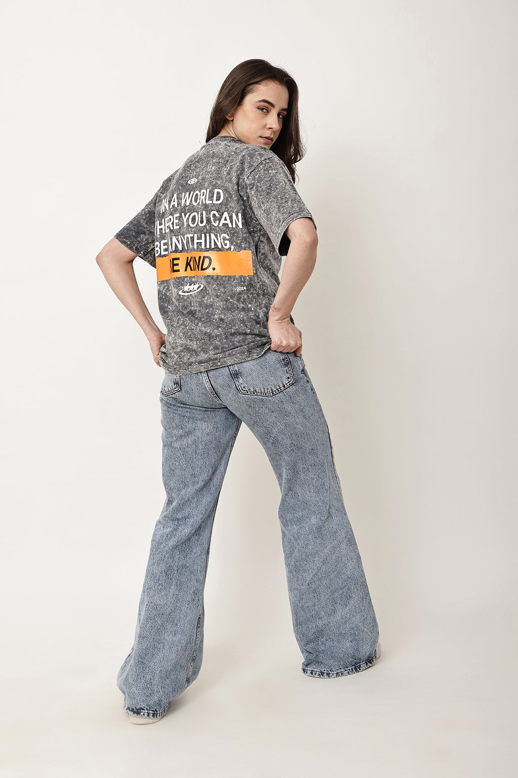 BE KIND Stone Washed WOMENS Oversized T-Shirt - GRAVELLO